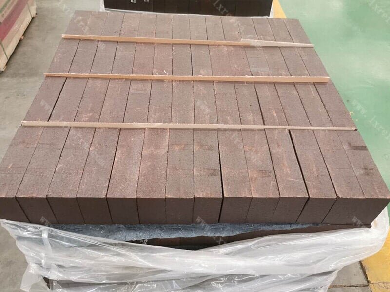 Fire magnesium aluminum chromium bricks