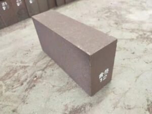 Direct bonded magnesia chrome brick