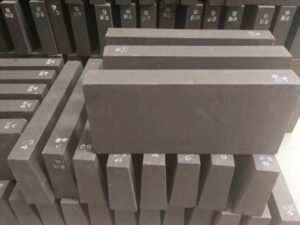 Direct bonded magnesia chrome brick