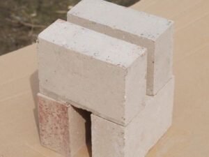 magnesia-alumina bricks