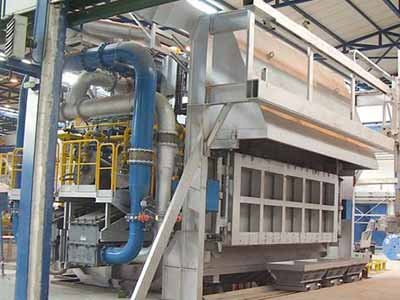 reverberatory furnace