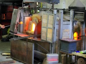 RT glass melting furnace