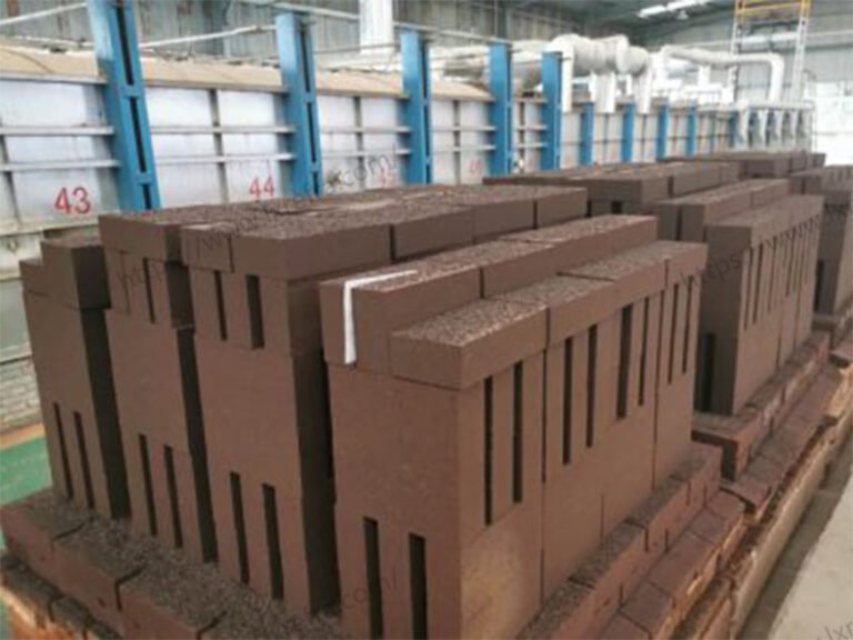 magnesia-chrome brick production site